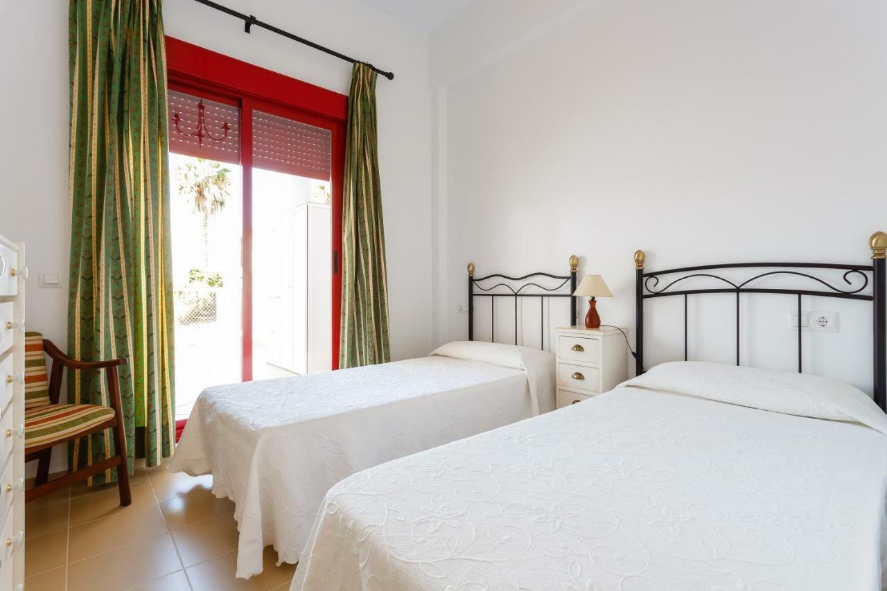 Bonito Apartamento En Campo De Golf Con Piscina Sanlúcar de Barrameda Kültér fotó