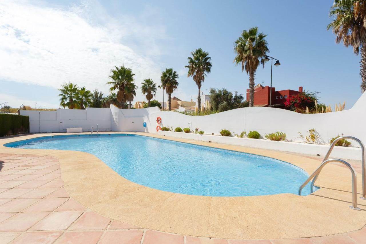 Bonito Apartamento En Campo De Golf Con Piscina Sanlúcar de Barrameda Kültér fotó